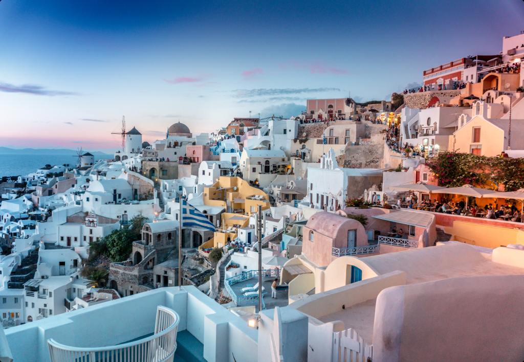 These are the most popular Islands near&nbsp;Santorini